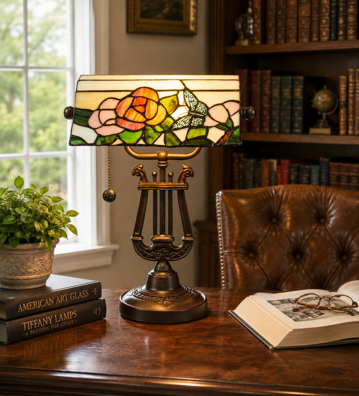 Broadview Tiffany Bank Accent Desk Lamp