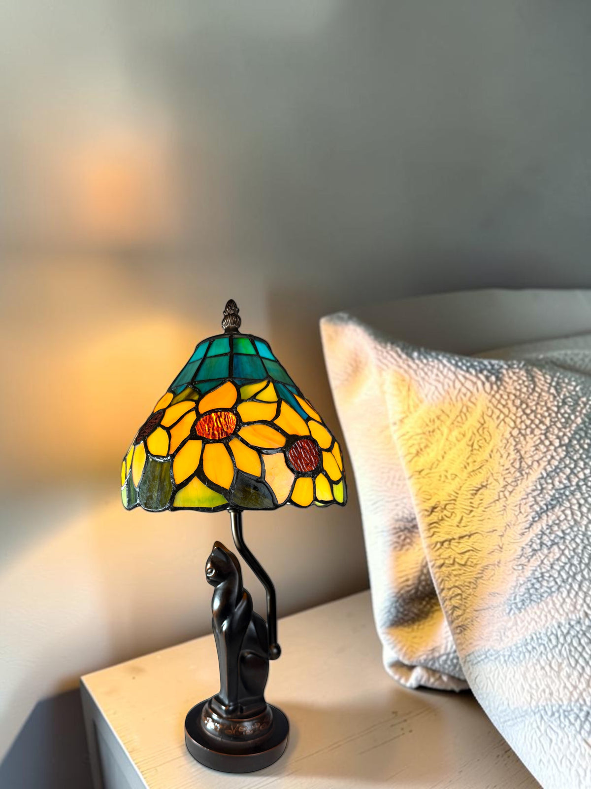 Sunflower Cat Tiffany Accent Lamp