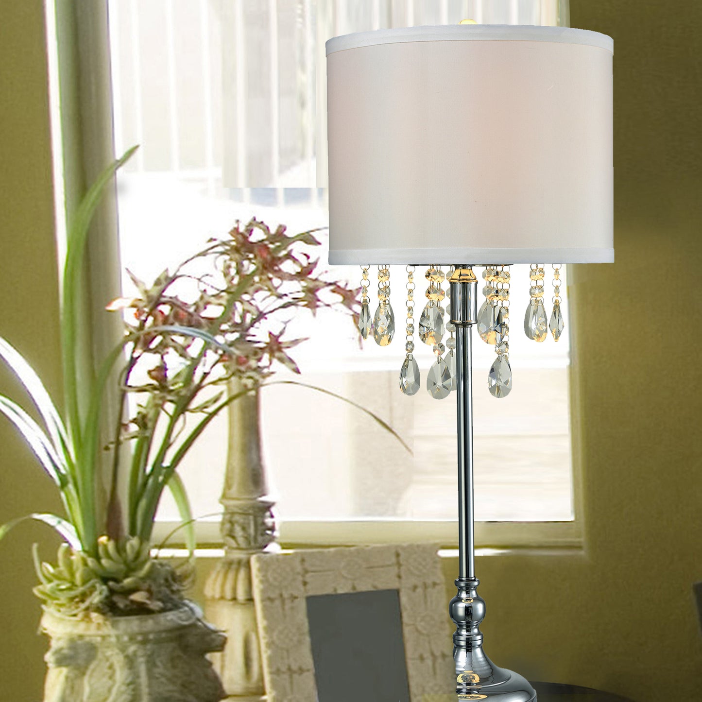 Essence Crystal Table Lamp