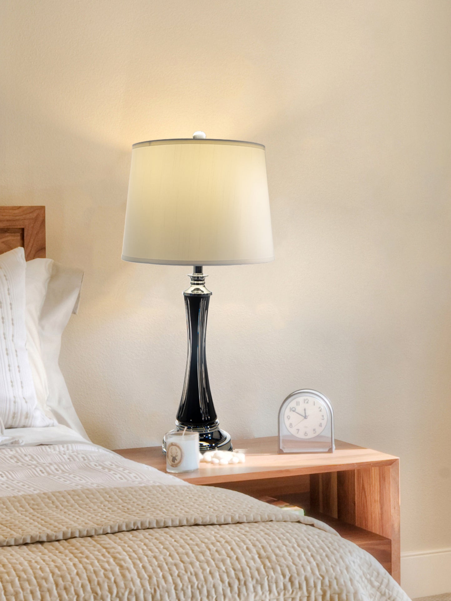 Vena 24% Lead Crystal Table Lamp