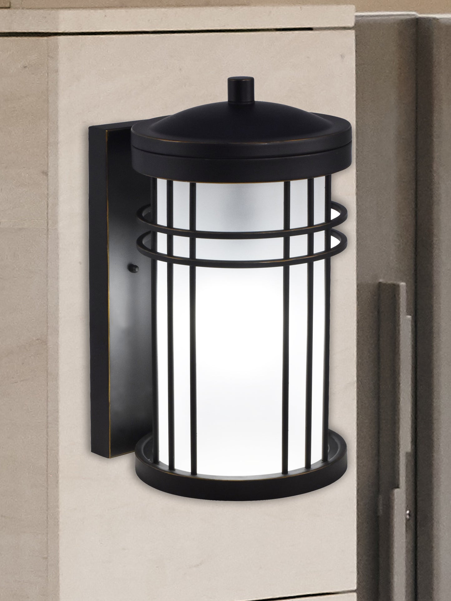 Clarion Outdoor Wall Sconce