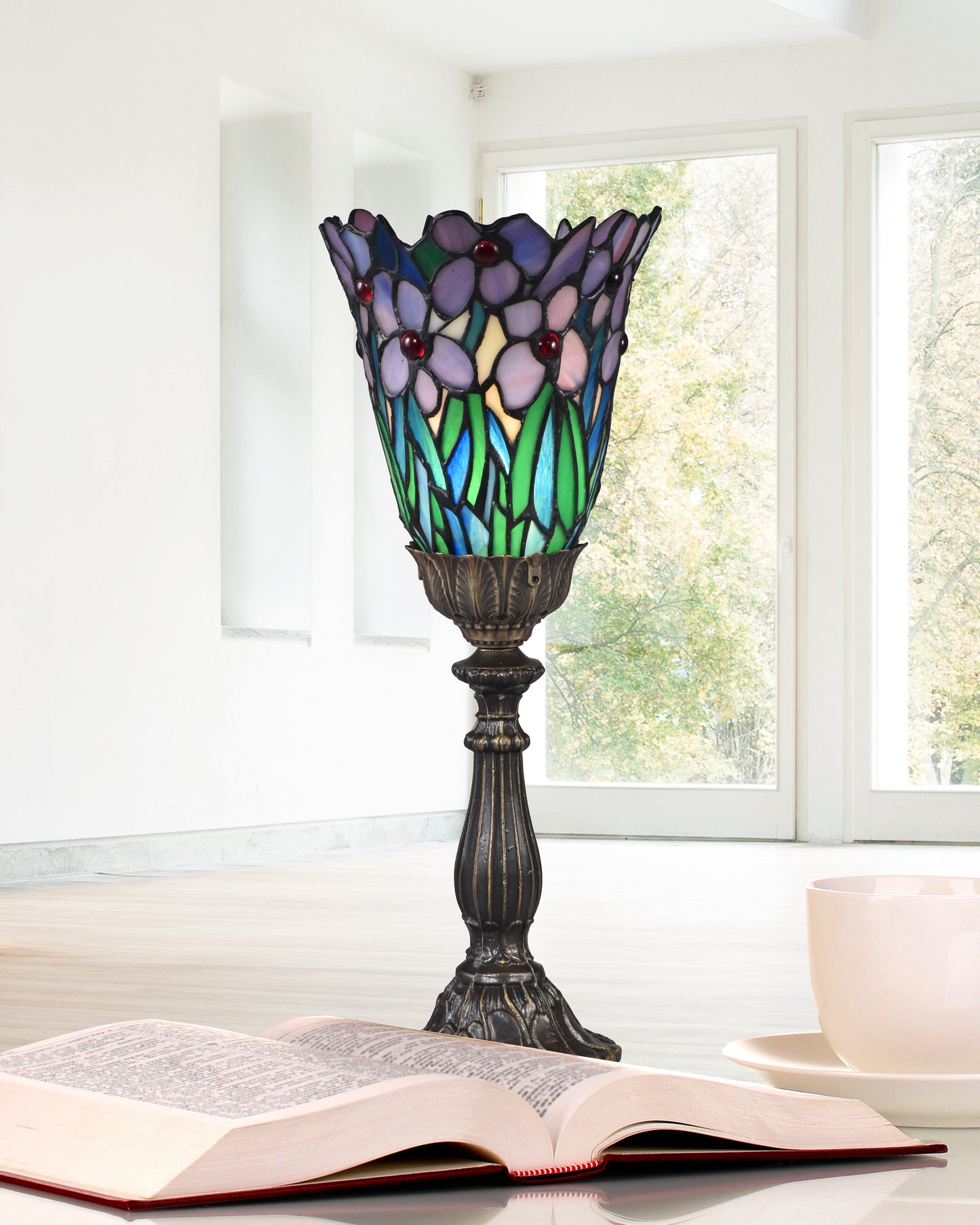 Meadowbrook Uplight Tiffany Accent Lamp