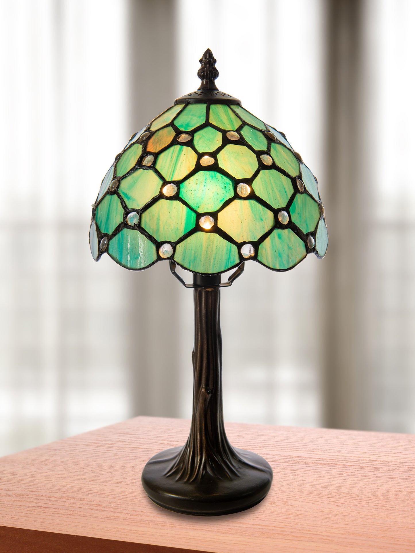 Castle Point Tiffany Accent Lamp
