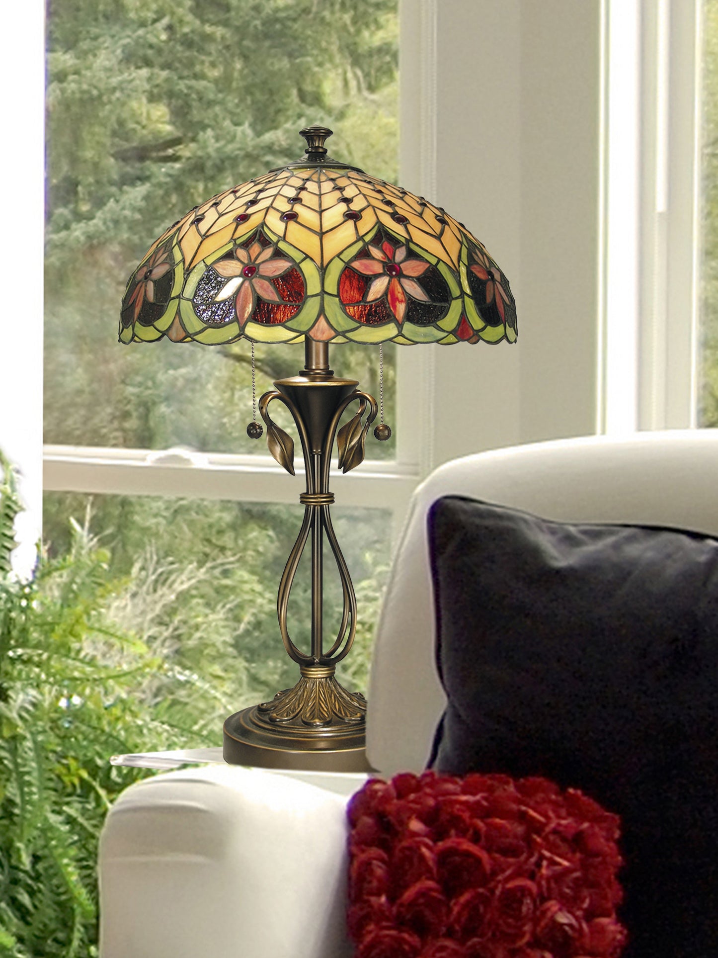 Leilani Tiffany Table Lamp
